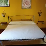 Rosa Apartman