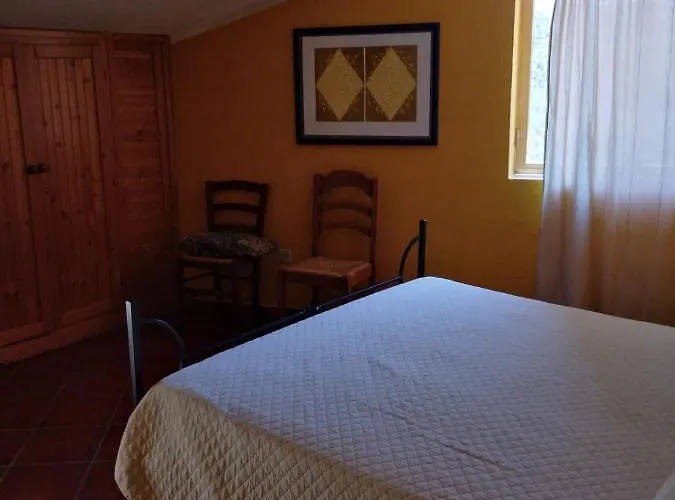 Rosa Montale (Liguria)